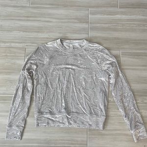 Lululemon  Gray velour Long Sleeve Top
